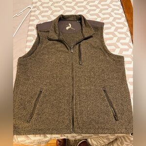 Orvis Herringbone pattern vest XL
